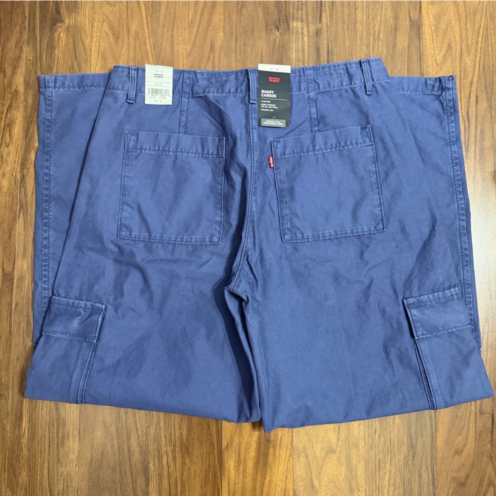 Levi's Women's Baggy Cargos Mid Rise Steel Blue Straight Leg Pants Size 30 X30 - Picture 7 of 8